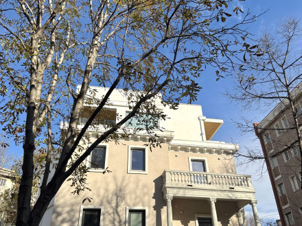 Zona giorno più due stanze in 8258